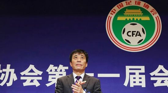 此外，片中其他卡司还包括由阿尔;帕西诺饰演经纪人Marvin Schwarzs、玛格丽特;库里饰演Pussycat、卢克;贝里饰演Scott、蒂莫西;奥利芬特饰演Johnny、麦克;毛饰演李小龙均等